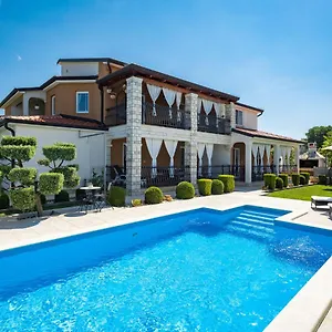 https://ferienwohnung-porec-625s.in-istria.net