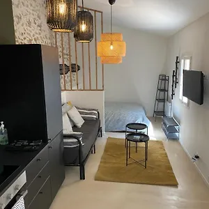 Petite Maison Typique De Appartement Marseille